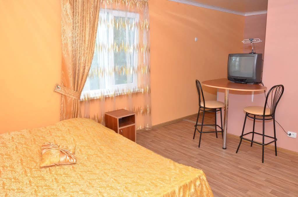 Hotel Domik Na Fontane Odessa Esterno foto